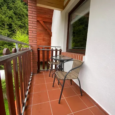 Artemida Kletno アパート *